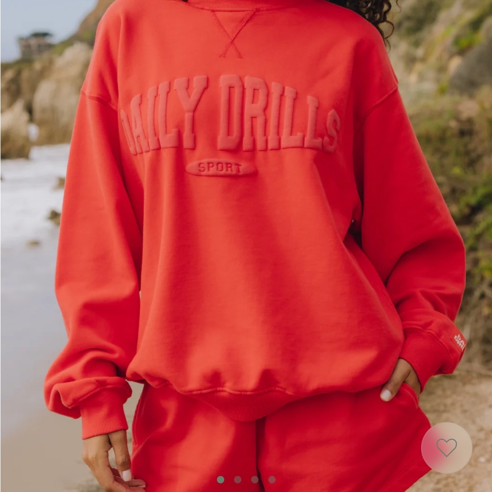 Daily Drills Oversized Vintage Sport Crew Heart